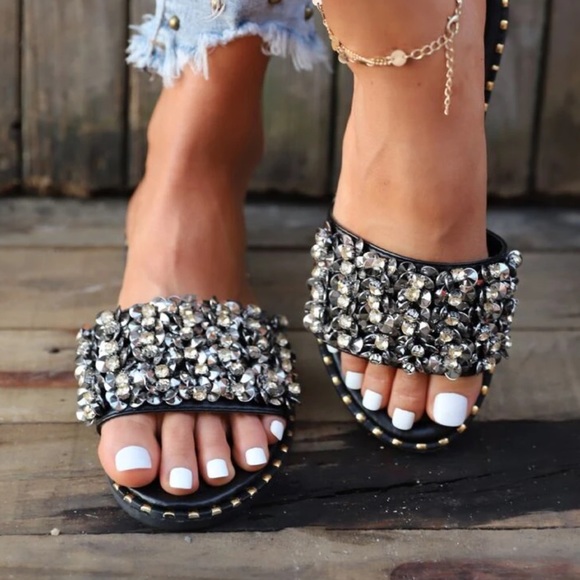NWOT Sparkle Chunky Sequin & Rhinestone Sandals - Picture 7 of 9